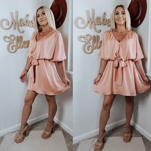 STORIA feminine light coral silky flowing Dolman sleeved babydoll dress small
